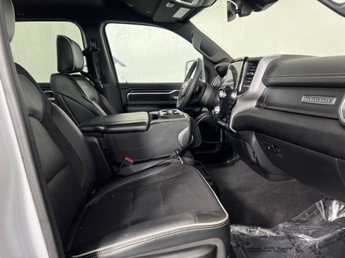 Used 2025 RAM 1500 Laramie AWD/4WD image 17