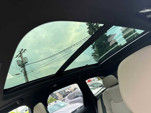 New 2026 Volvo XC60 B5 Plus w/ Protection Package Premier image 22