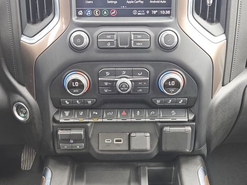 Used 2022 Chevrolet Silverado 3500 High Country w/ Z71 Off-Road Package image 19