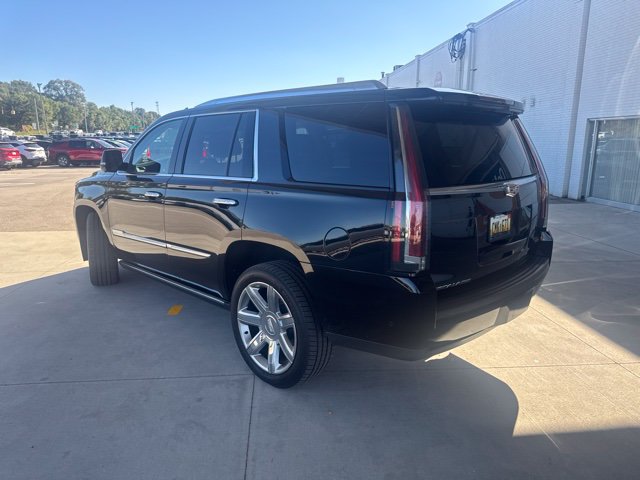 Used 2020 Cadillac Escalade Premium Luxury AWD/4WD image 3