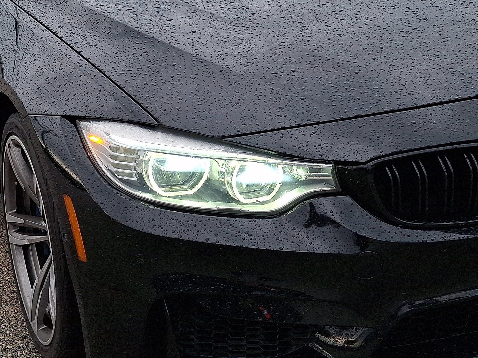 Used 2015 BMW M4 Convertible RWD image 9