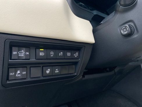 Used 2023 Toyota Tundra 1794 Edition image 16