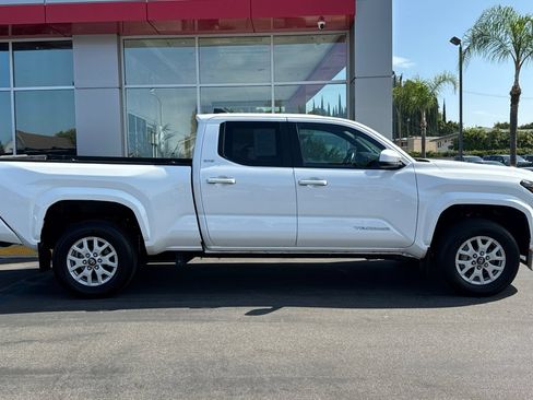 Certified 2024 Toyota Tacoma SR5 RWD image 4