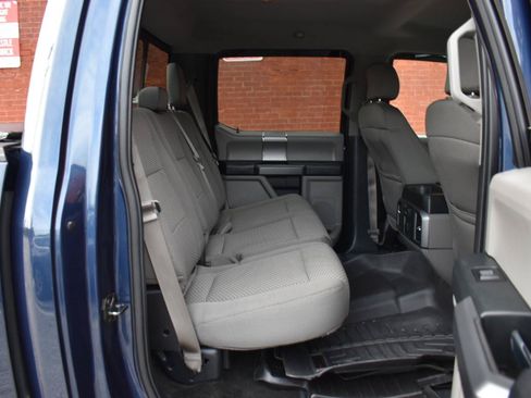 Used 2015 Ford F150 XLT w/ Equipment Group 302A Luxury AWD/4WD image 17