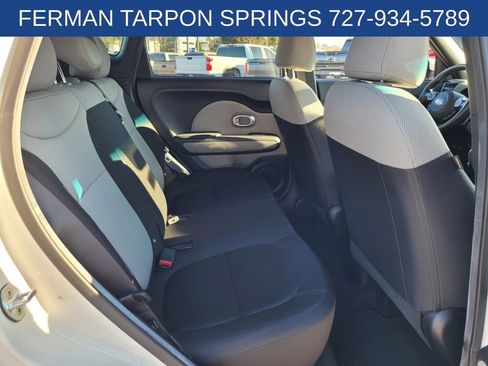 Used 2018 Kia Soul Base 4D Hatchback image 19