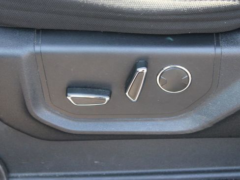 Used 2017 Ford F150 XLT w/ Equipment Group 302A Luxury image 18