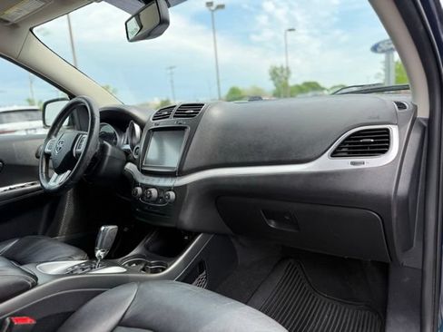 Used 2013 Dodge Journey Crew w/ Driver Convenience Group FWD image 16