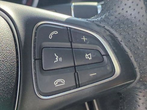 Used 2017 Mercedes-Benz GLC 300 4MATIC Coupe image 17