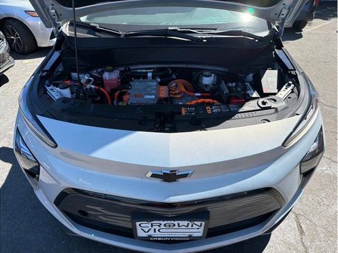 Used 2023 Chevrolet Bolt EUV LT w/ Driver Confidence Package FWD image 27