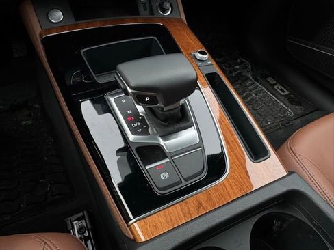 Certified 2023 Audi Q5 2.0T Premium Plus w/ Premium Plus Package image 19