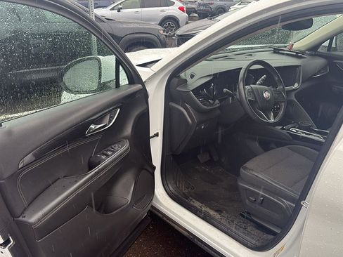 Used 2022 Buick Envision Preferred w/ Safety Package FWD image 9