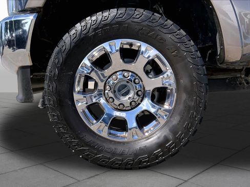 Used 2022 Ford F250 King Ranch w/ King Ranch Ultimate Package AWD/4WD image 11