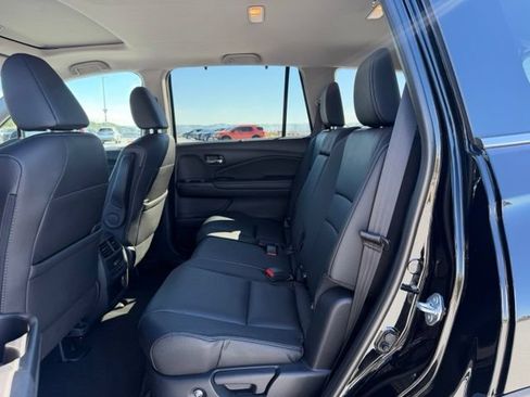 Used 2022 Honda Pilot Special Edition image 12