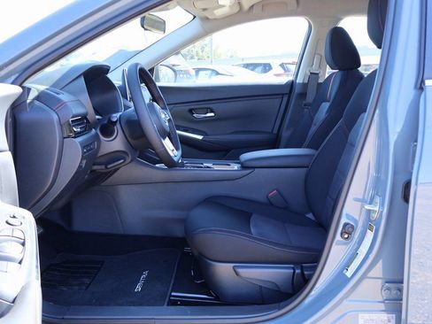 New 2025 Nissan Sentra SR image 7