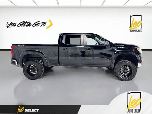 Used 2025 Chevrolet Silverado 1500 LT w/ Work Truck Package AWD/4WD image 4