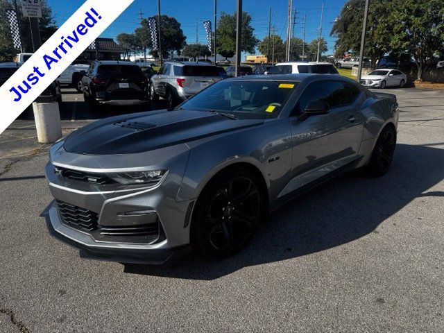 Used 2021 Chevrolet Camaro SS RWD image 8