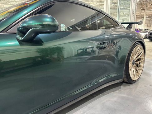 Used 2015 Porsche 911 GT3 w/ Sound Package Plus image 18