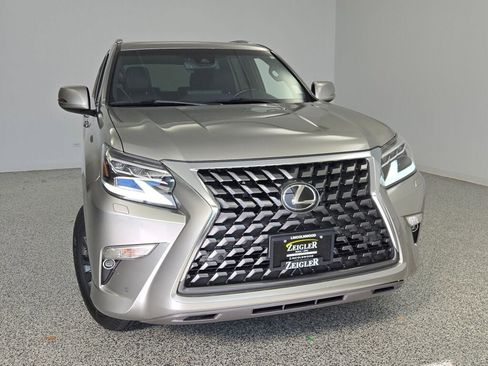 Used 2023 Lexus GX 460 Premium image 5
