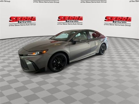New 2026 Toyota Camry SE image 5