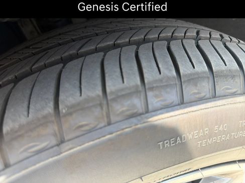 Certified 2026 Genesis GV70 2.5T Advanced AWD/4WD image 18