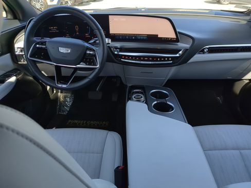 Certified 2024 Cadillac Lyriq Luxury image 13