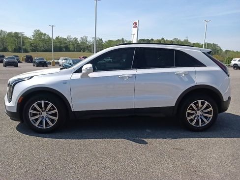 Used 2023 Cadillac XT4 Sport w/ Driver Assist Package FWD image 6