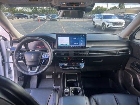Certified 2024 Lincoln Corsair AWD w/ Equipment Group 101A image 16