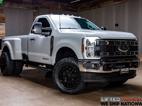 Used 2026 Ford F350 XLT image 1