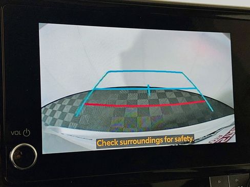 Certified 2026 Toyota Highlander XLE AWD/4WD image 16