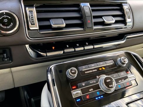 Used 2023 Lincoln Navigator L Black Label image 34