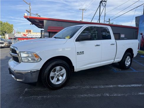 Used 2016 RAM 1500 Classic SLT image 9