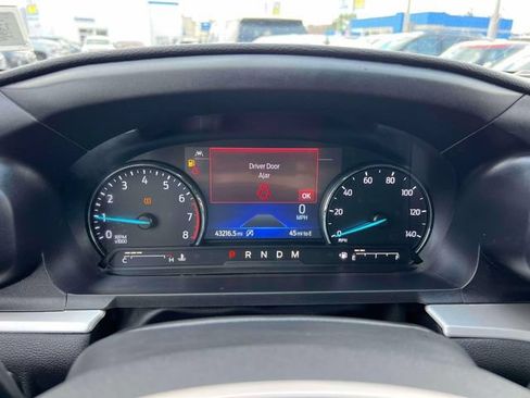 Used 2020 Ford Explorer XLT w/ Equipment Group 202A AWD/4WD image 25