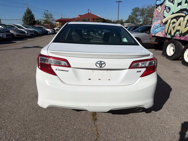 Used 2013 Toyota Camry SE FWD image 5