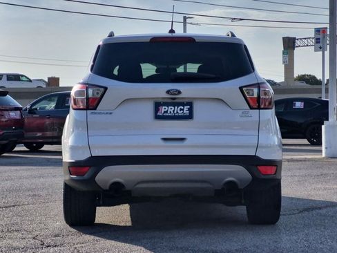 Used 2018 Ford Escape SE FWD image 7