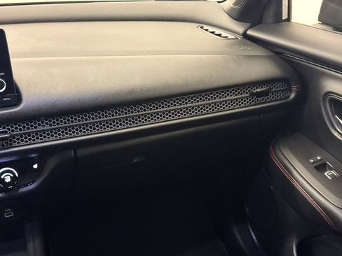 Certified 2024 Honda HR-V Sport image 15