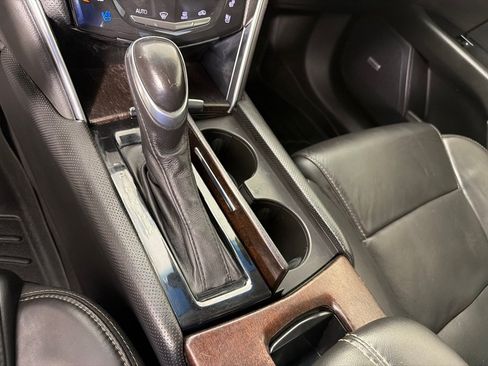 Used 2019 Cadillac XTS Luxury FWD image 14