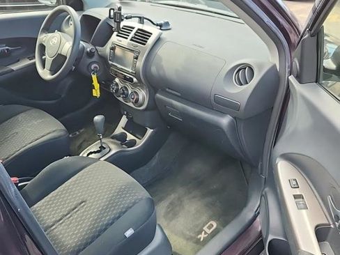 Used 2013 Scion xD image 9