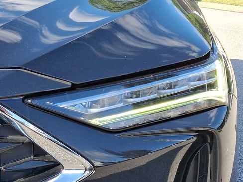 Used 2023 Acura MDX Technology image 9