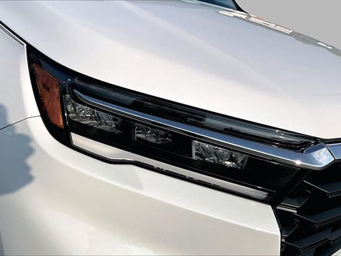 Certified 2025 Honda Pilot EX-L image 28