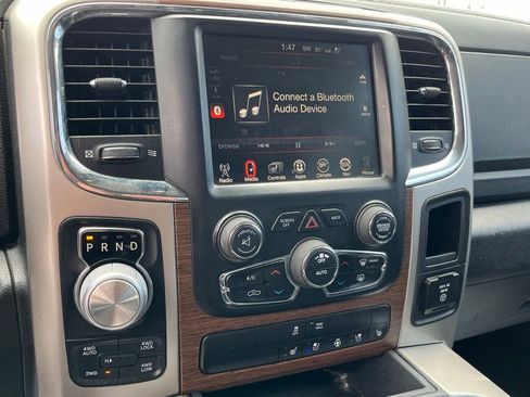 Used 2017 RAM 1500 Laramie AWD/4WD image 14
