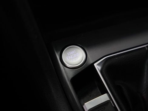 Used 2023 Volkswagen Tiguan SE R-Line FWD image 28