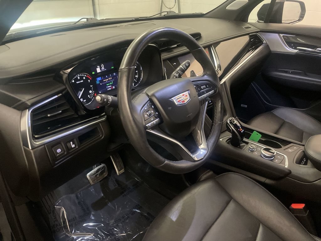 Used 2020 Cadillac XT6 Sport AWD/4WD image 4