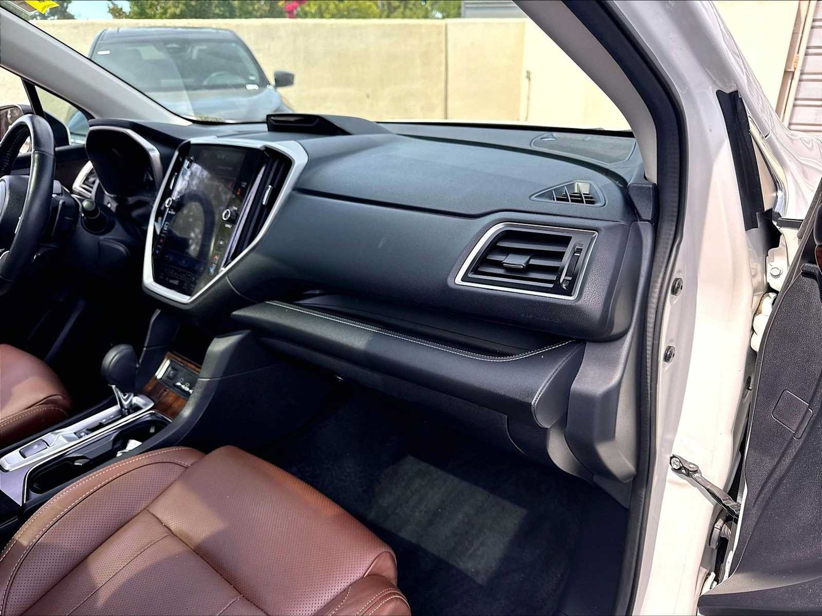 Used 2023 Subaru Ascent Touring AWD/4WD image 18