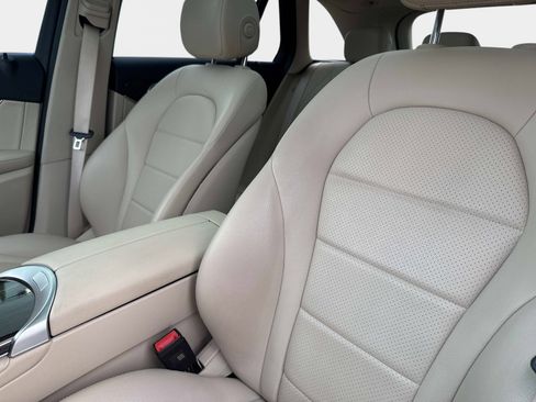 Certified 2022 Mercedes-Benz GLC 300 300 image 21