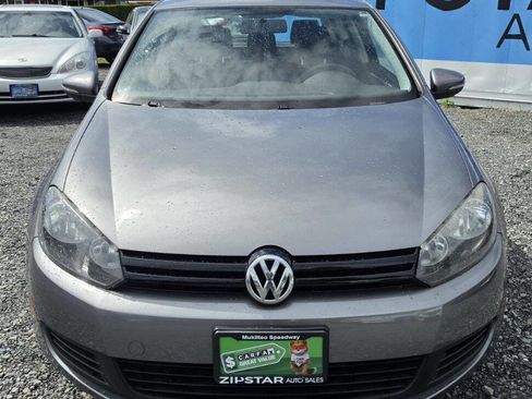 Used 2012 Volkswagen Golf 2-Door FWD image 2