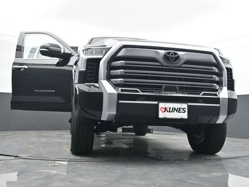 Used 2025 Toyota Tundra Limited image 78