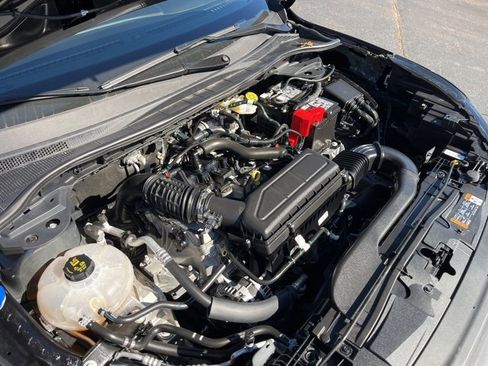 Used 2025 Ford Escape ST-Line image 29