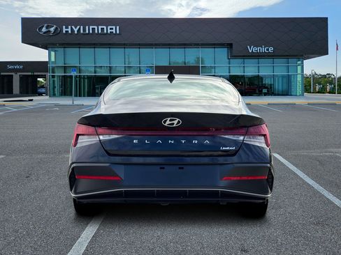 New 2026 Hyundai Elantra Limited FWD image 6