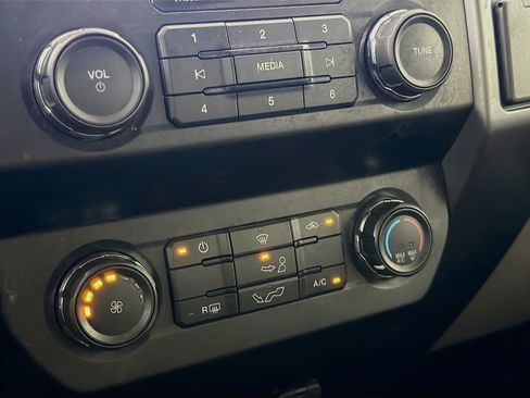 Used 2019 Ford F150 XLT w/ Equipment Group 301A Mid image 18