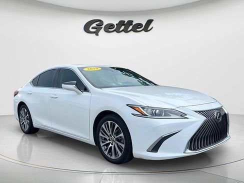Used 2019 Lexus ES 350 w/ Premium Package FWD image 3